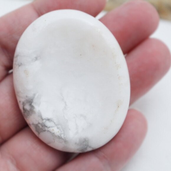 White Howlite Pocket Worry Stone - Picture 1 of 12